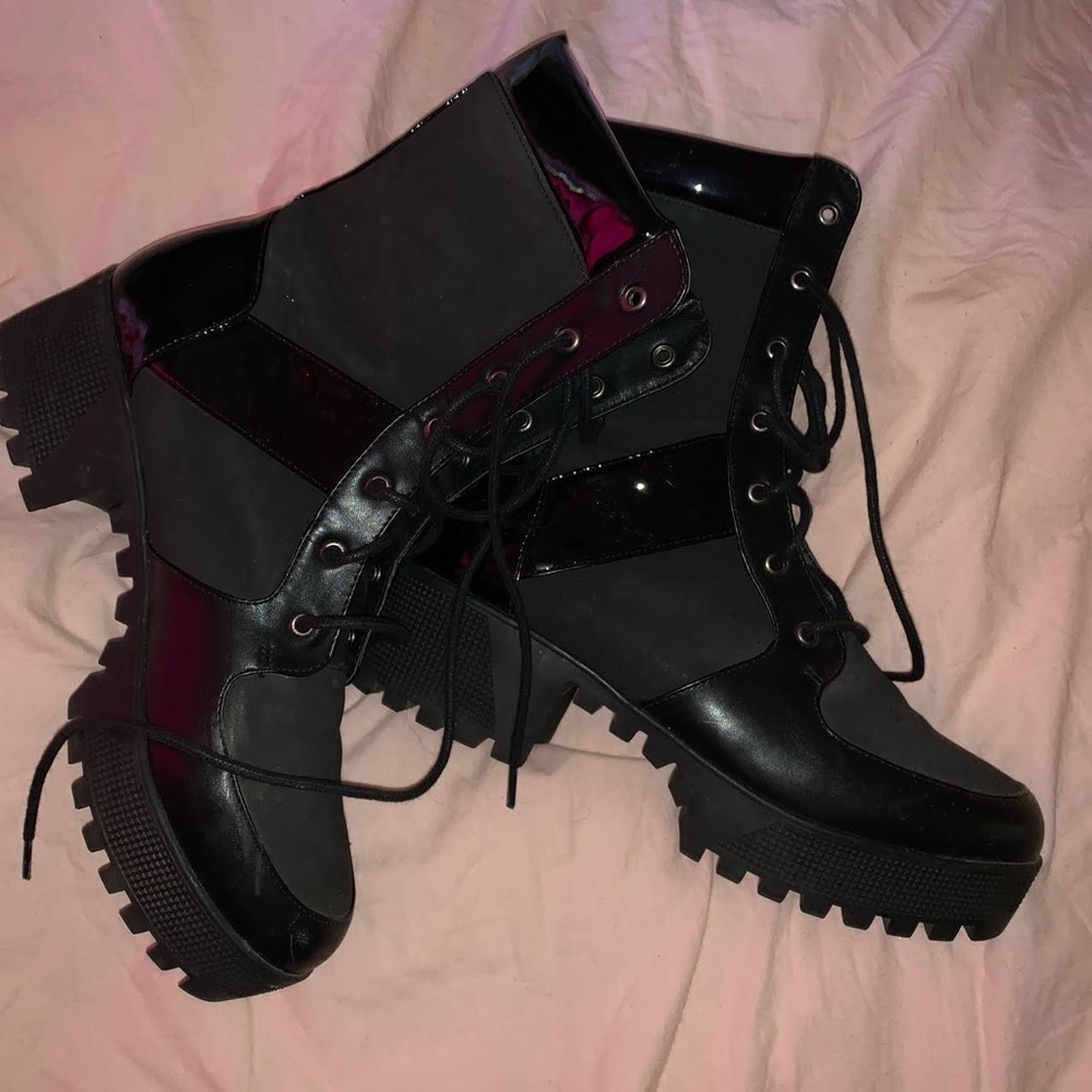 Urban outfitter combat boots